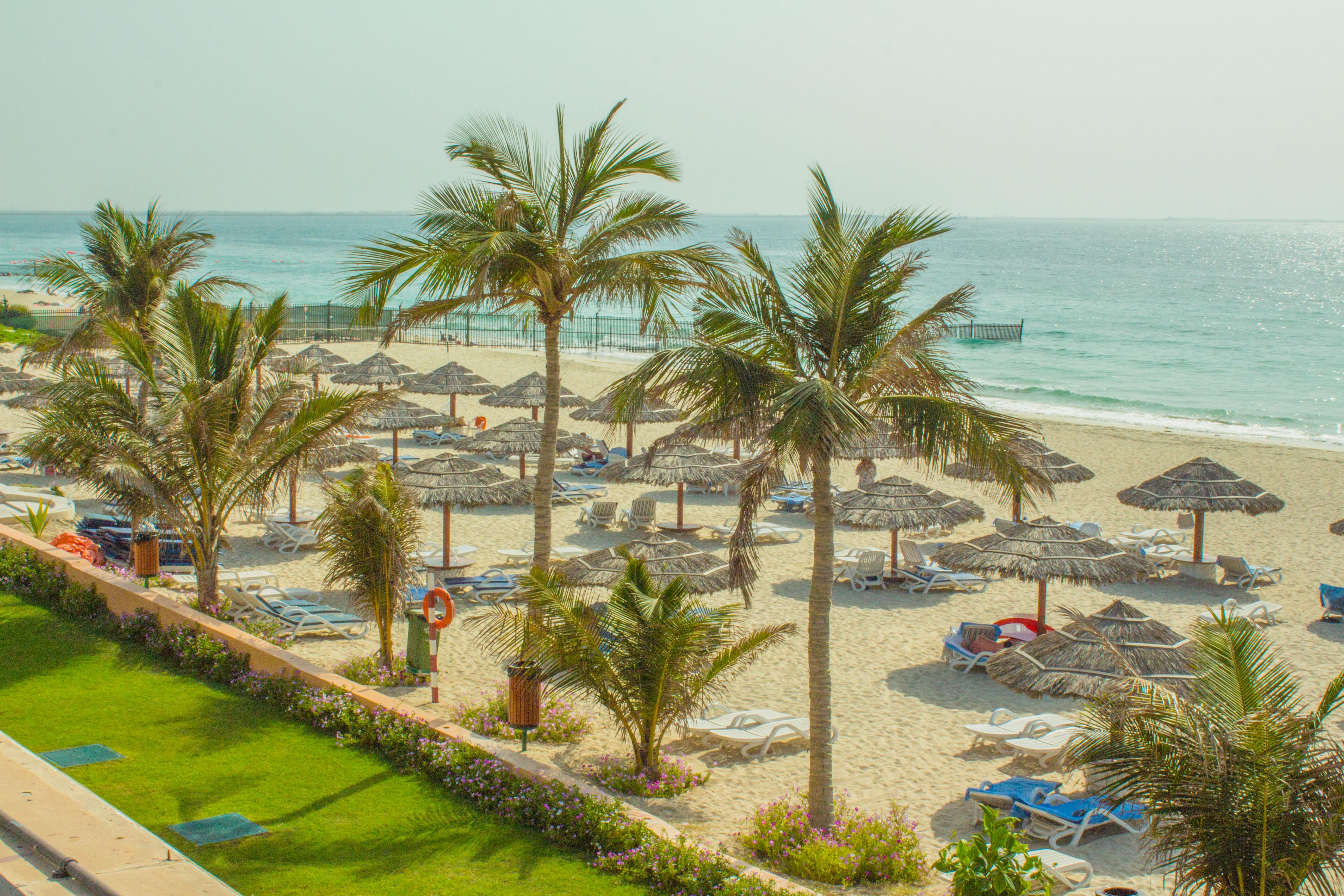 Lou'Lou'A Beach Resort Шарджа Екстериор снимка