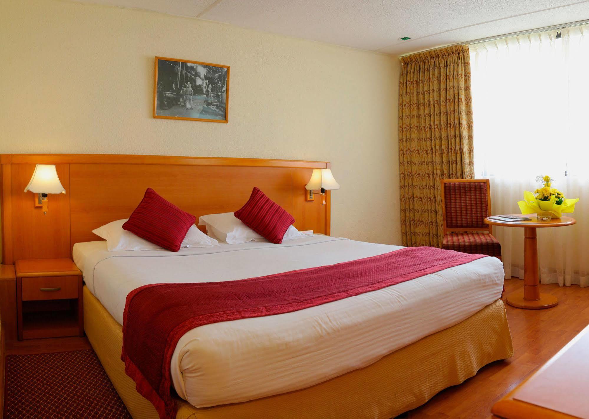 Lou'Lou'A Beach Resort Шарджа Екстериор снимка